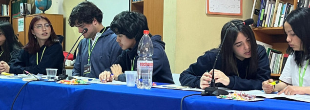 CS Quilicura realiza 2ª jornada de Debate Estudiantil de Redcrecemos CS Quilicura realiza 2ª jornada de Debate Estudiantil de Redcrecemos