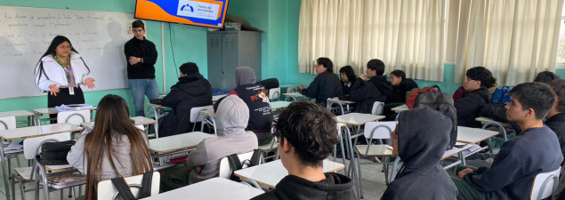 Programa Futuros Talentos: Estudiantes de 4° medio del CS La Florida participan en charla sobre toma de decisiones Programa Futuros Talentos: Estudiantes de 4° medio del CS La Florida participan en charla sobre toma de decisiones
