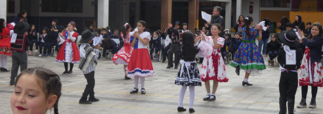 TDG Lo Prado realiza campeonato interno de cueca para niveles de Pre-Kínder a 4° medio TDG Lo Prado realiza campeonato interno de cueca para niveles de Pre-Kínder a 4° medio