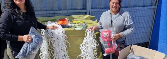 Centro de Padres Deja un Legado Duradero con Donación para Programas Extraescolares
