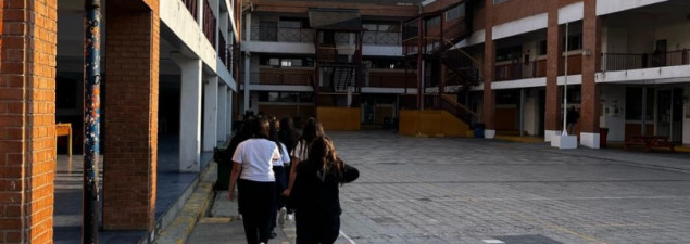 En Liceo TDG Lo Prado Estudiantes se Preparan para Emergencias con Simulacros de Evacuación