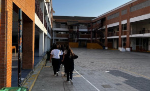 En Liceo TDG Lo Prado Estudiantes se Preparan para Emergencias con Simulacros de Evacuación