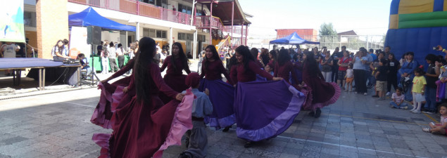 Presentación de Talleres de Baile