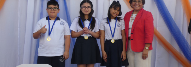 Colegio Dagoberto Godoy N°3 realizó su Ceremonia de Premiación Anual 2025