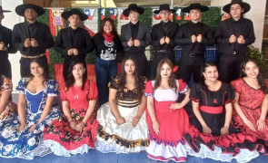 Liceo Teniente Dagoberto Godoy de Lo Prado celebró su primera Peña Folclórica